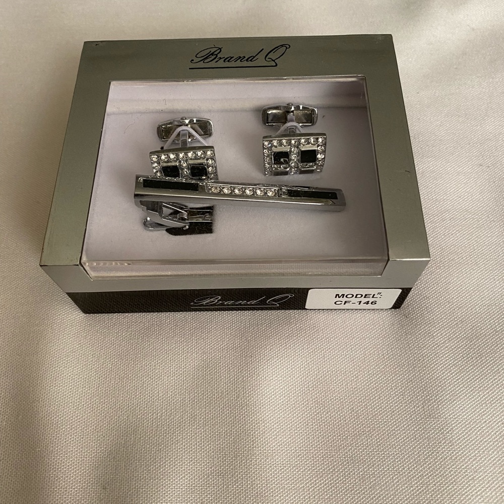 Cuff link & Tie Clip Set - Picture 2 of 4